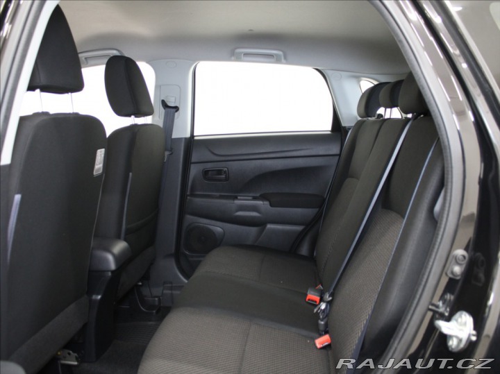 Mitsubishi ASX 1,6 i Inform 1.maj.ČR 136 2015