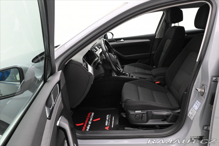 Volkswagen Passat 2,0 TDI 110 kW DSG Busine 2022