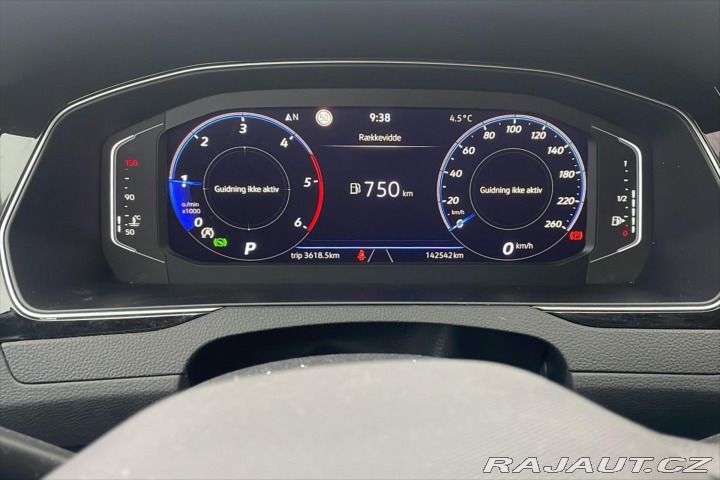 Volkswagen Passat 2,0 TDI 110 kW DSG Busine 2022