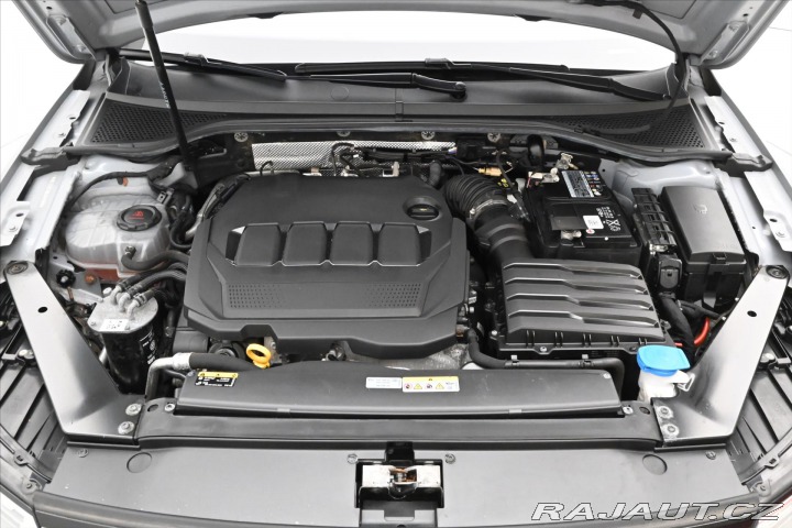 Volkswagen Passat 2,0 TDI 110 kW DSG Busine 2022