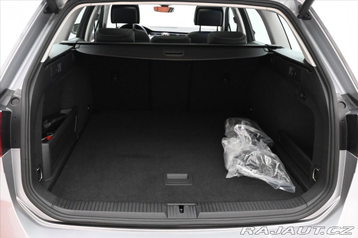 Volkswagen Passat 1,4 GTE 160kW PHEV DSG Zá 2021