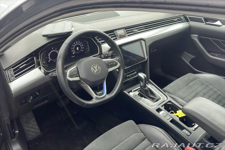 Volkswagen Passat 1,4 TSI Hybrid 160kW GTE 2021