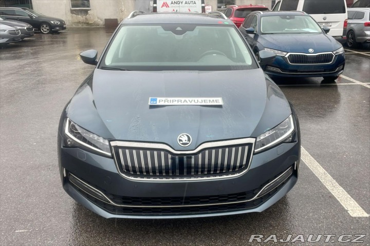Škoda Superb 1,4 TSI iV 160 kW DSG VŮZ 2021
