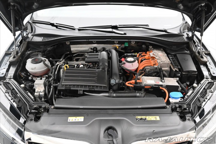 Škoda Superb 1,4 TSI iV 160 kW DSG Sty 2021
