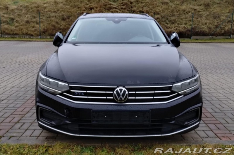 Volkswagen Passat 1,4 GTE 160kw DSG VŮZ PŘI