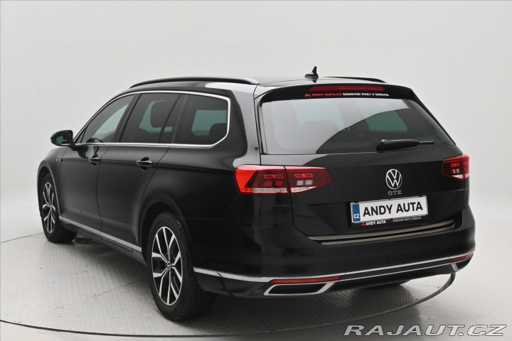 Volkswagen Passat 1,4 GTE 160 kW DSG Busine 2022