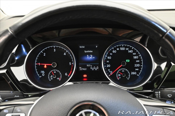 Volkswagen Touran 2,0 TDI 110 KW DSG Highli 2020