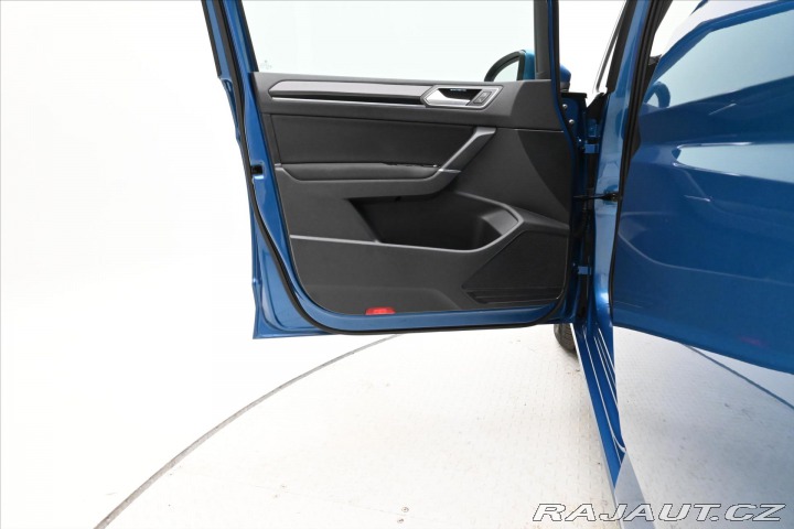 Volkswagen Touran 2,0 TDI 110 KW DSG Highli 2020