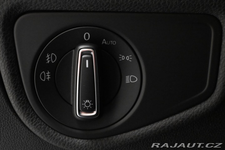 Volkswagen Touran 2,0 TDI 110 KW DSG Highli 2020