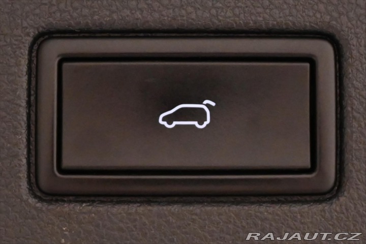 Volkswagen Touran 2,0 TDI 110 KW DSG Highli 2020