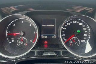 Volkswagen Touran 2,0 TDI 110 KW DSG 7/Míst 2020