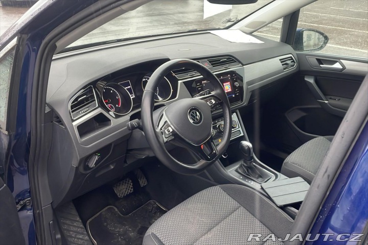 Volkswagen Touran 2,0 TDI 110 kW DSG 7/Míst 2020