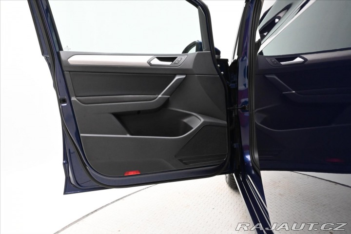 Volkswagen Touran 2,0 TDI 110 kW DSG Comfor 2020