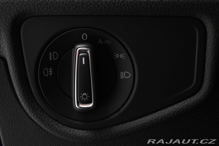 Volkswagen Touran 2,0 TDI 110 kW DSG Comfor 2020
