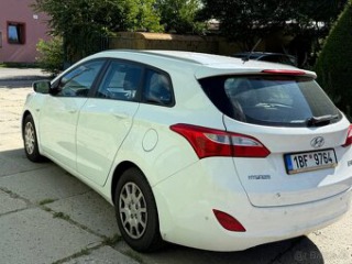 Hyundai i30 2016