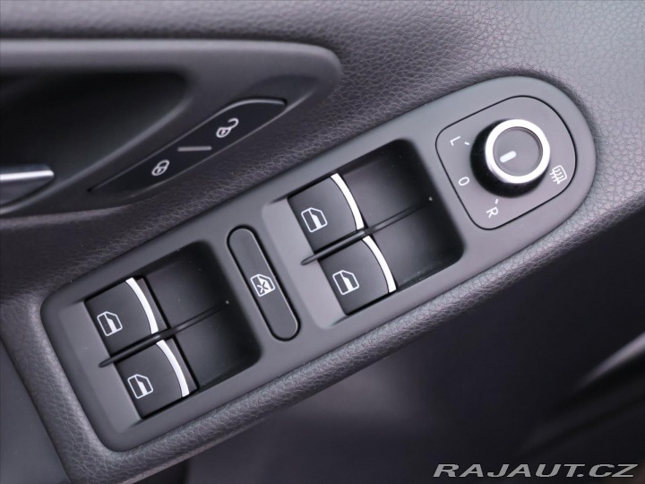 Volkswagen Golf 2.0 GTI 155kW DSG Xenon C 2010