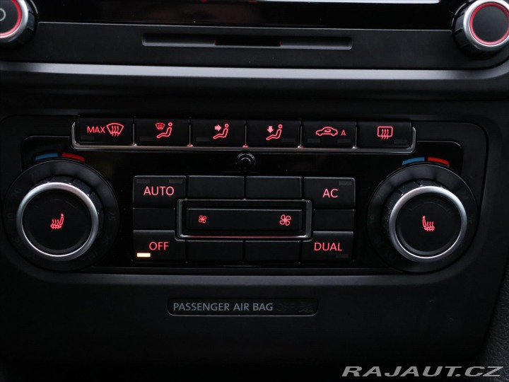 Volkswagen Golf 2.0 GTI 155kW DSG Xenon C 2010