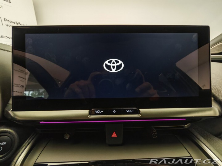 Toyota C-HR 2.0 PHEV Tokyo Edition *P 2025