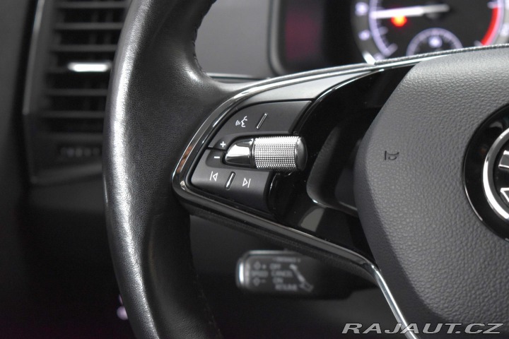 Škoda Karoq 2.0 TDI REZERVACE 2022