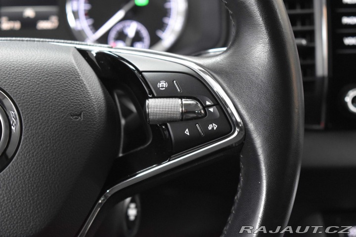 Škoda Karoq 2.0 TDI REZERVACE 2022