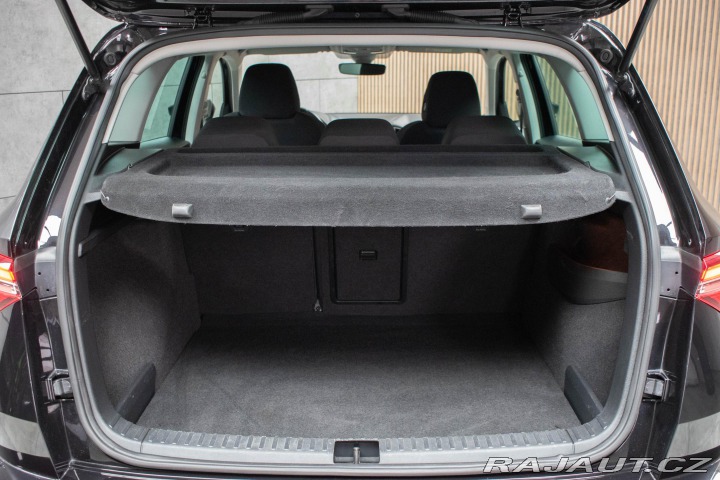 Škoda Karoq 2.0 TDI REZERVACE 2022