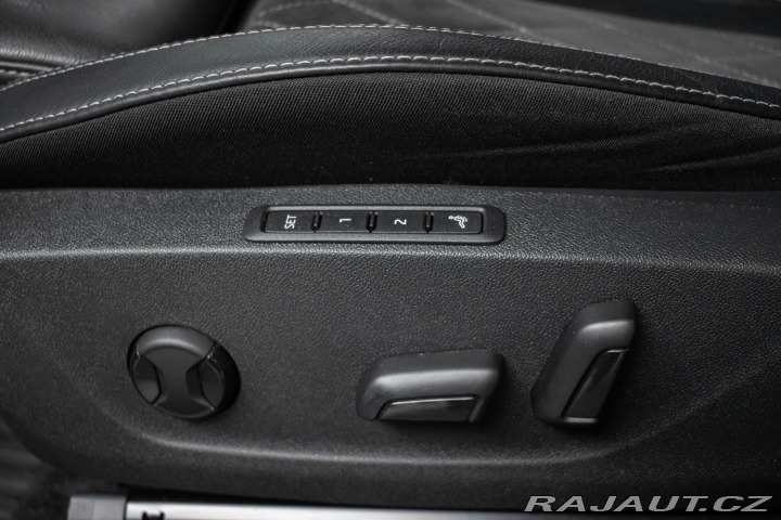 Škoda Octavia RS 2.0TSI TAŽNÉ*WEBASTO*Č 2021
