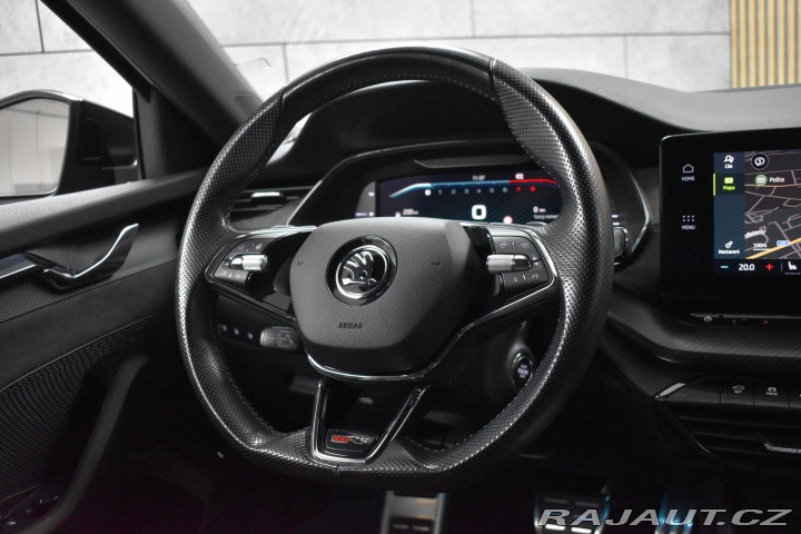 Škoda Octavia RS 2.0TSI TAŽNÉ*WEBASTO*Č 2021