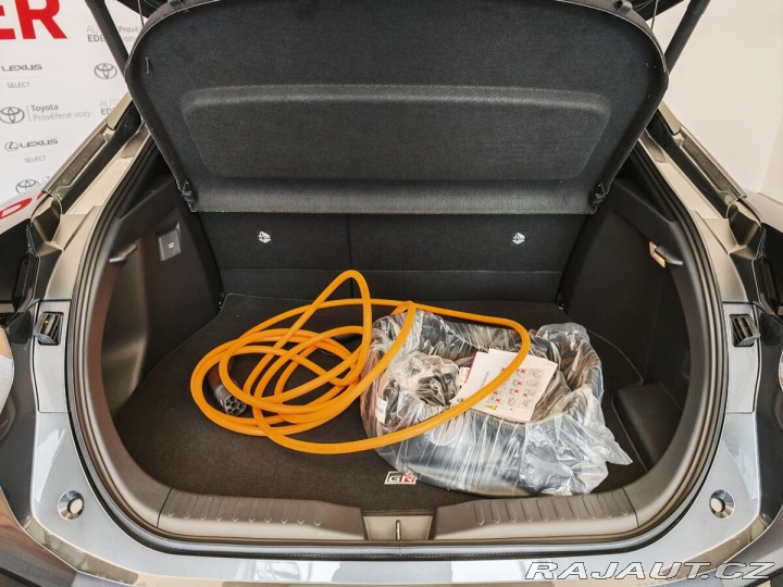 Toyota C-HR 2.0 PHEV GR SPORT 2025