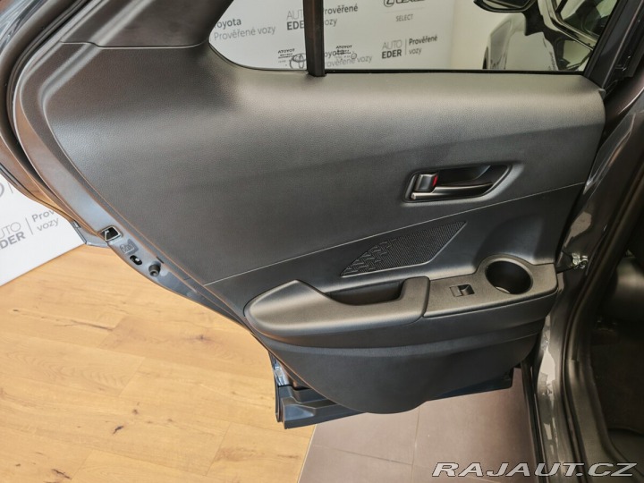 Toyota C-HR 2.0 PHEV GR SPORT 2025