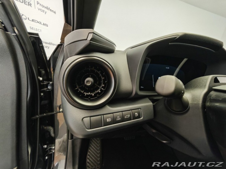 Toyota C-HR 2.0 PHEV GR SPORT 2025