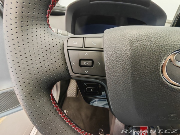 Toyota C-HR 2.0 PHEV GR SPORT 2025