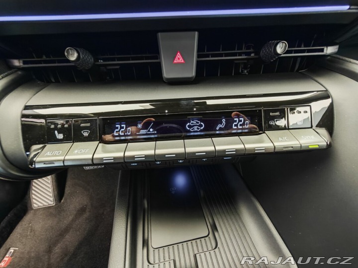 Toyota C-HR 2.0 PHEV GR SPORT 2025