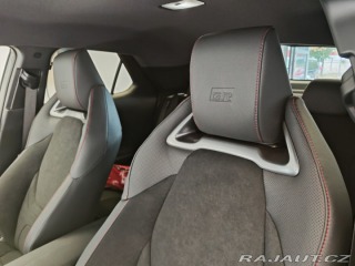 Toyota C-HR 2.0 PHEV GR SPORT 2025