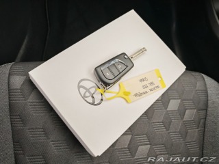 Toyota Yaris 1.5 Hybrid Style 2025