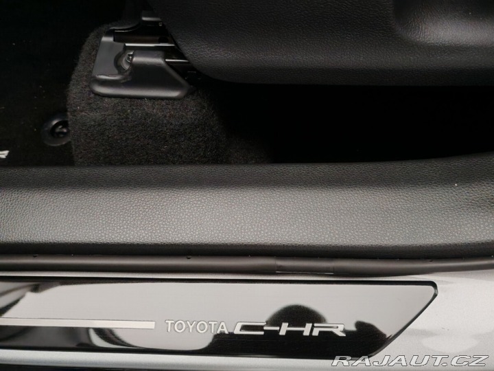 Toyota C-HR 2.0 Hybrid E-CVT Style 2024