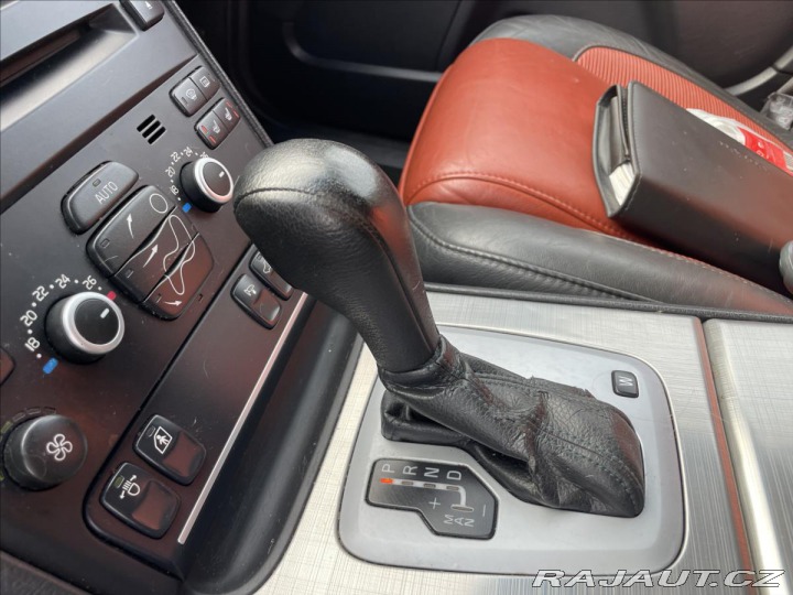 Volvo XC90 2,4 D5 136kw SUMMUM AWD T 2008