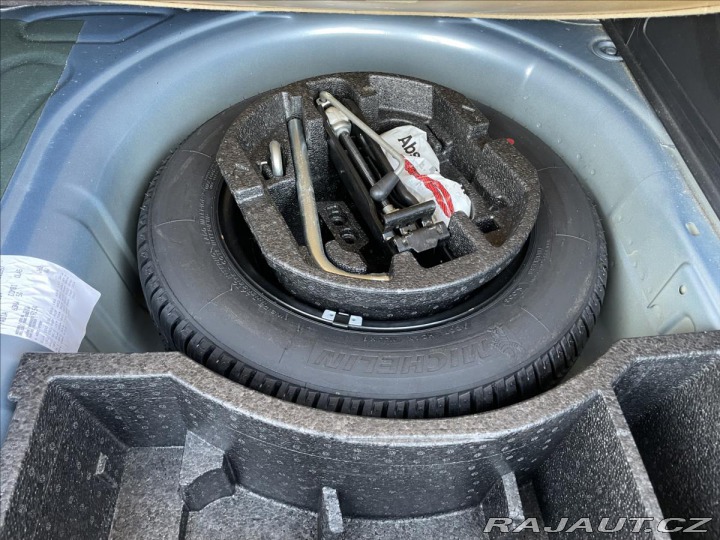 Škoda Fabia 1,4 i 16V 63kw Ambiente, 2009