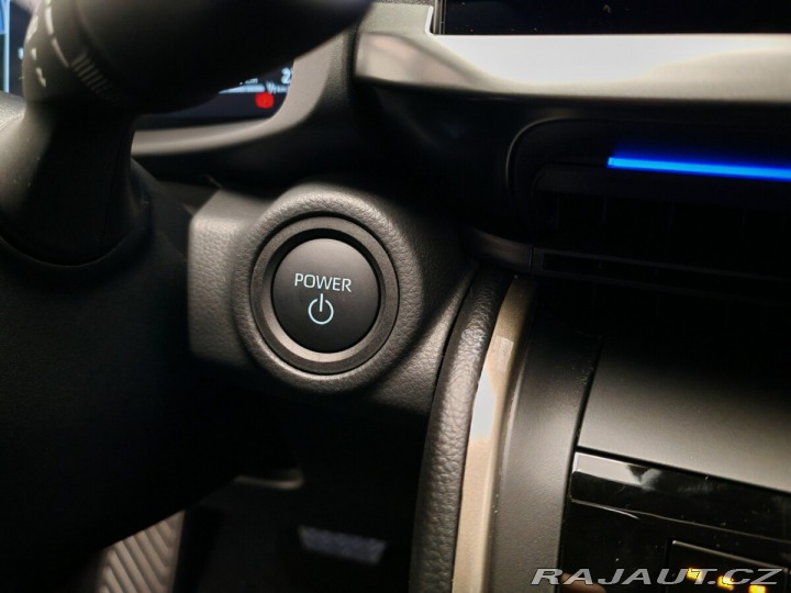 Toyota C-HR 2.0 Hybrid E-CVT Executiv 2024