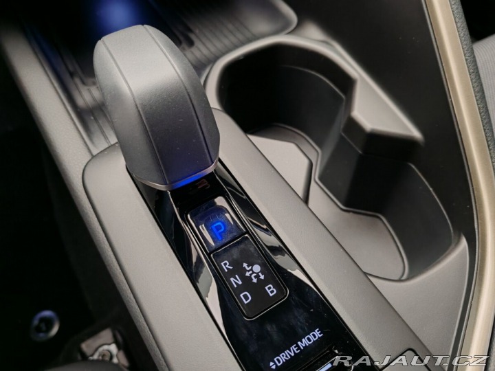 Toyota C-HR 2.0 Hybrid E-CVT Executiv 2024