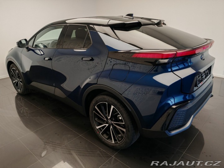Toyota C-HR 2.0 Hybrid E-CVT Executiv 2024