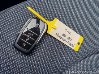 Toyota C-HR 2.0 Hybrid E-CVT Executiv 2024