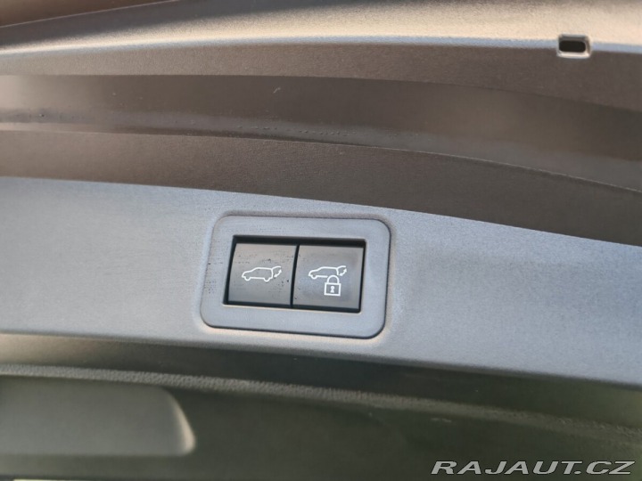 Toyota Corolla 1.8 Hybrid e-CVT GR Sport 2025