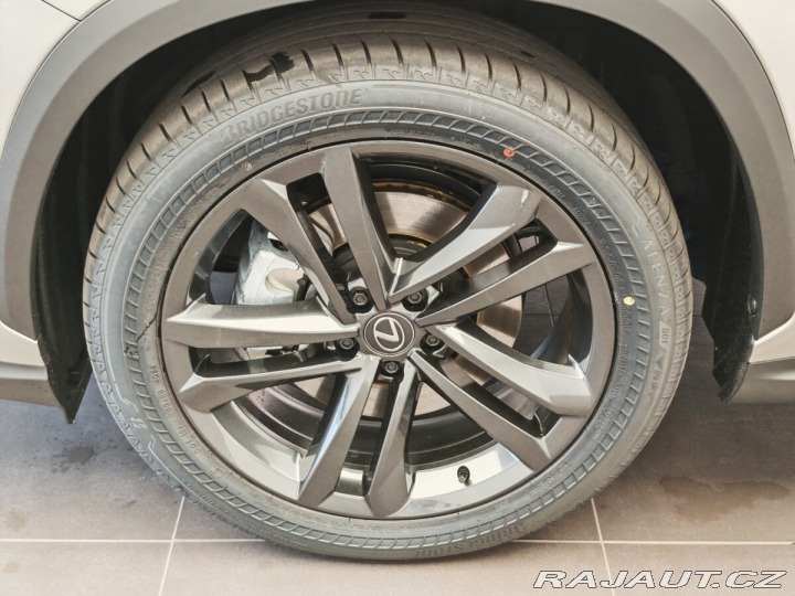 Lexus Ostatní modely NX 450h plus 450h+ Executive Top 2025