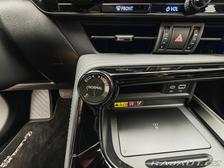 Lexus Ostatní modely NX 450h plus 450h+ Executive Top 2025