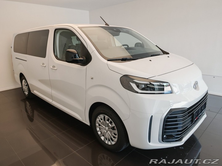 Toyota ProAce Verso 2.0L Diesel - 4x2 - 8 AT 2025