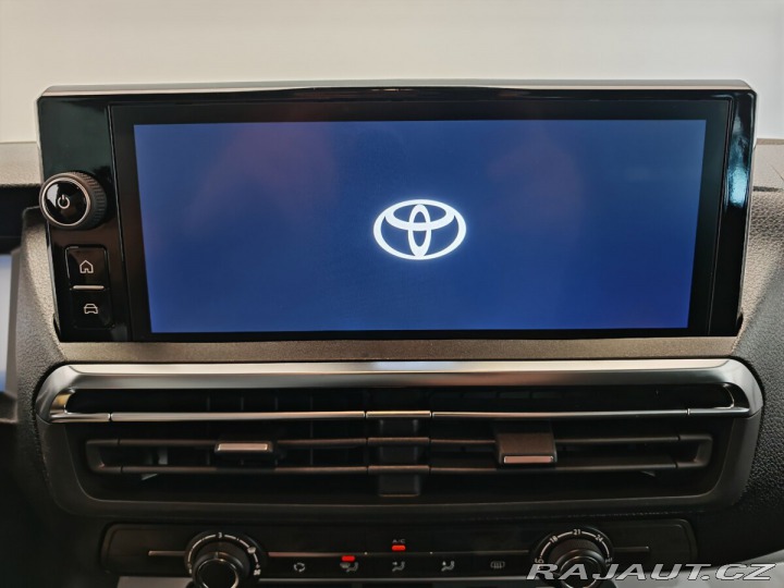 Toyota ProAce Verso 2.0L Diesel - 4x2 - 8 AT 2025