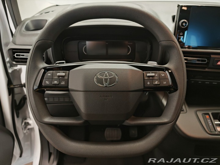 Toyota ProAce City Verso Full Electric (50kWh) Bus 2025