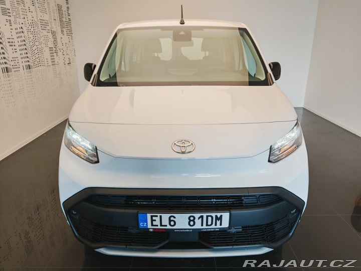 Toyota ProAce City Verso Full Electric (50kWh) Bus 2025