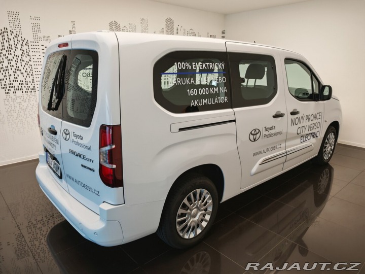 Toyota ProAce City Verso Full Electric (50kWh) Bus 2025