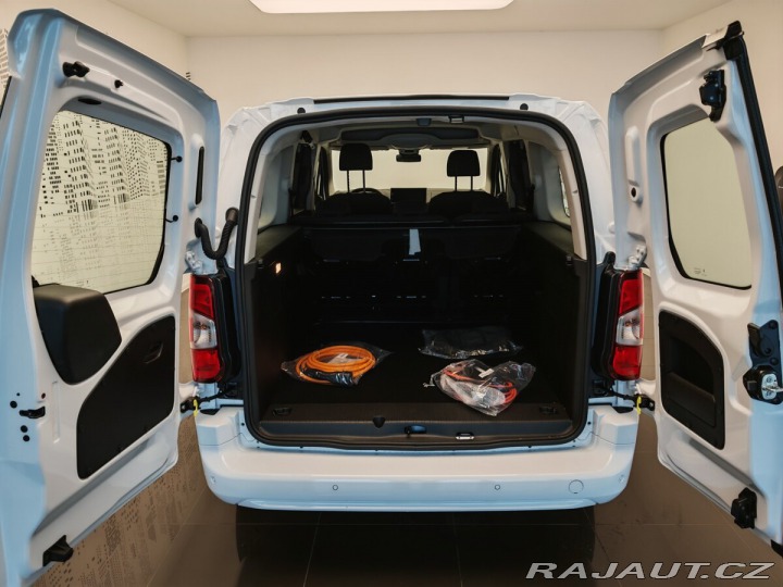 Toyota ProAce City Verso Full Electric (50kWh) Bus 2025